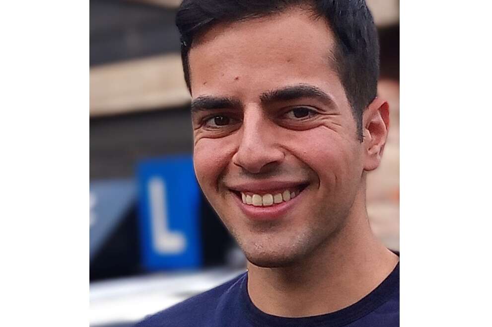 Ashkan Mirhosseinina